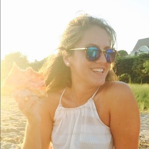 Meet your Posher, Casey