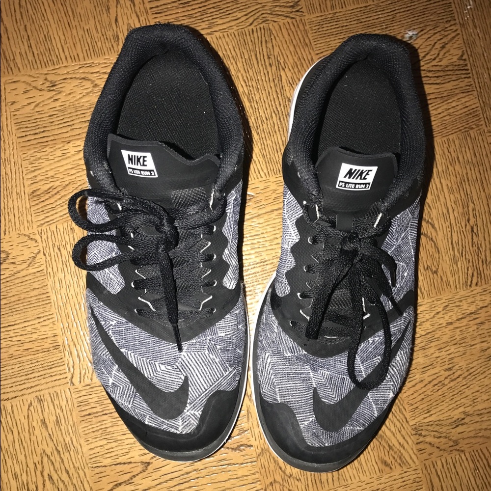 Nike FS Lite Run 2 shoes