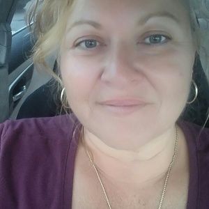 Meet your Posher, Vickie