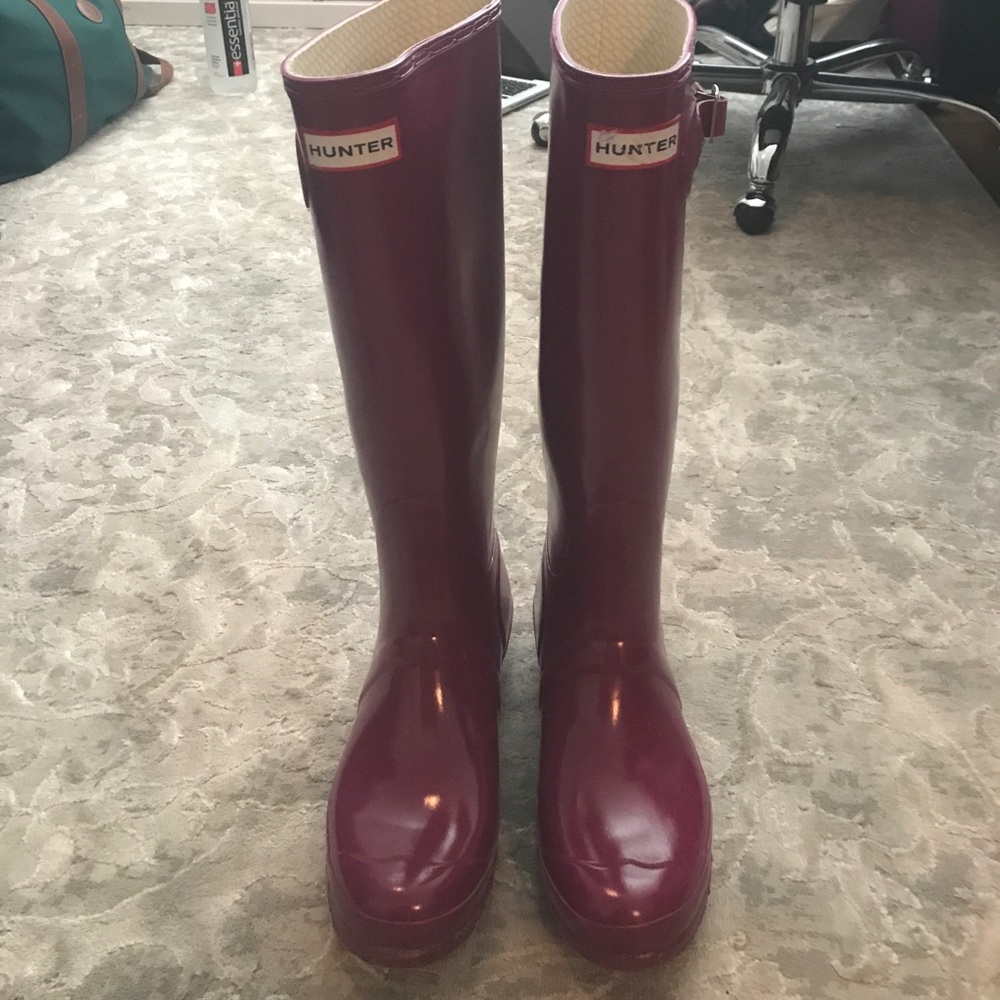 Violet rain boots!