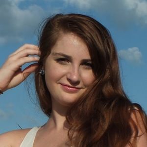 Meet your Posher, Loralei