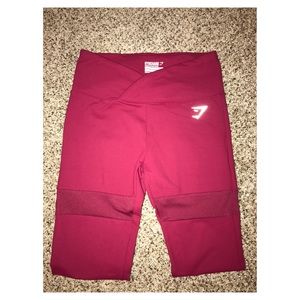 Nikki b dynamic leggings in beatroot purple