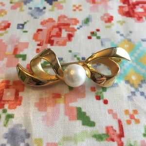 [Vintage] Golden Bow & Faux Pearl Pin Brooch