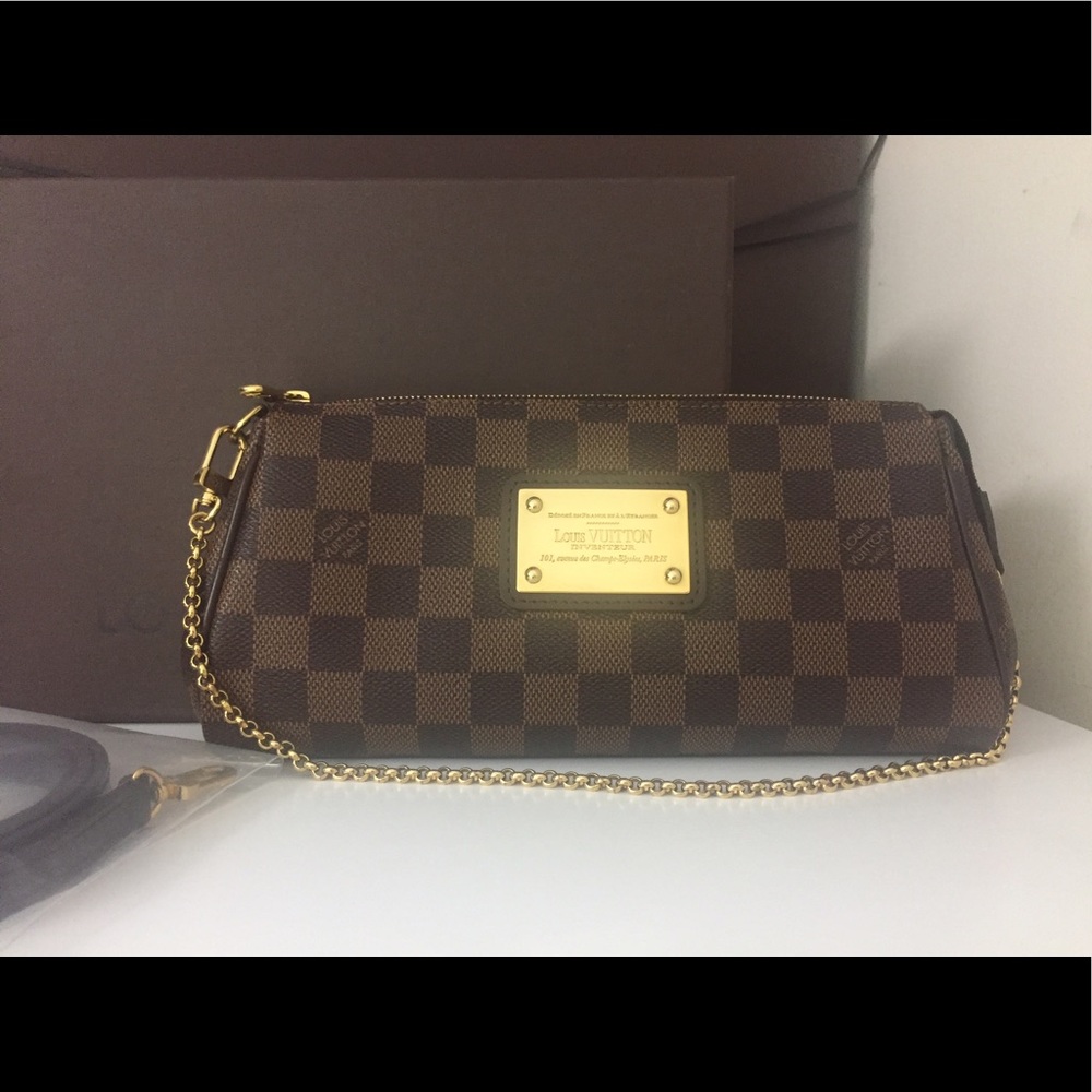 ❌SOLD❌ auth. Louis Vuitton Eva clutch