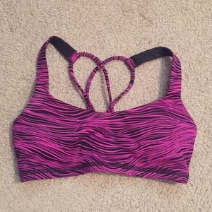 Lululemon free to be bra