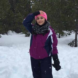 Meet your Posher, Jasmine