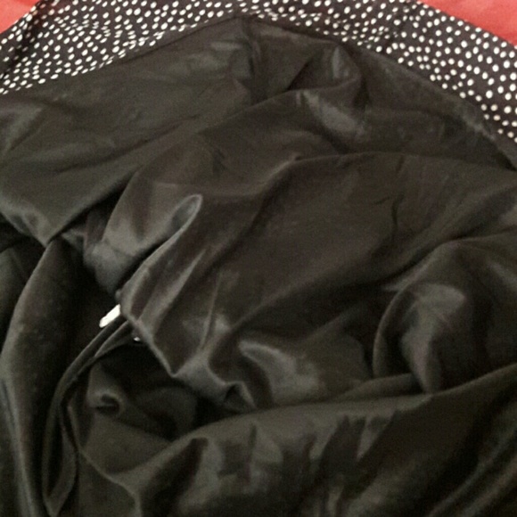 Skirt - Picture 3 of 3