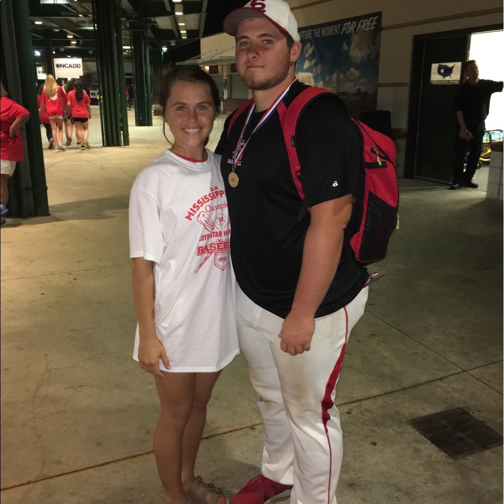 Meet your Posher, Abigail