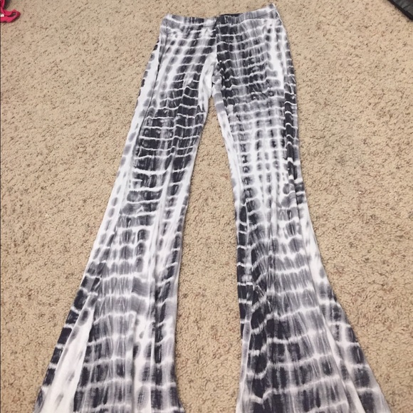 Cute gray, white, and black flare party pants - Picture 1 of 3