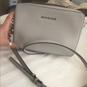 Micheal Kors Purse