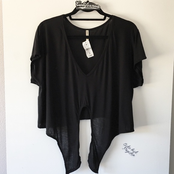 XS! BNWT black vneck tie front top - Picture 3 of 3