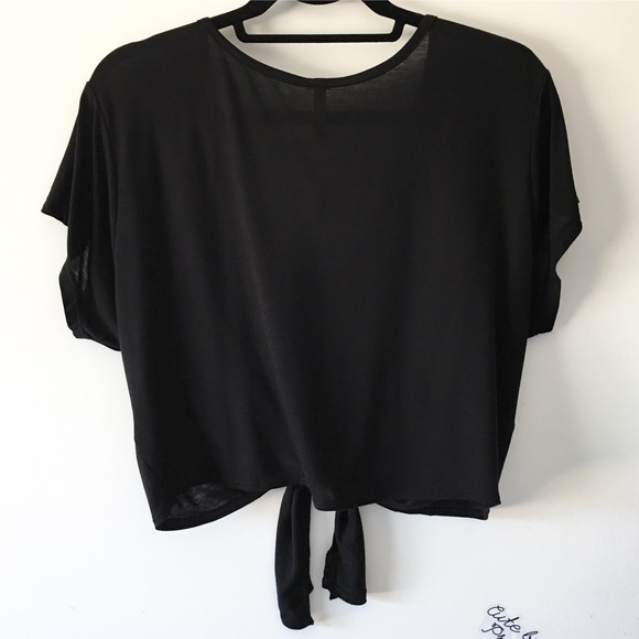 XS! BNWT black vneck tie front top - Picture 2 of 3