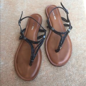 Gianni Bini Sandals