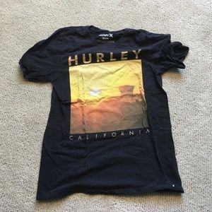 Hurley t-shirt