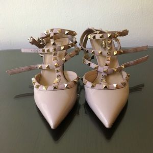 Authentic Valentino Rockstuds