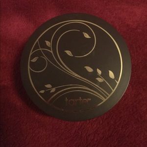 Tarte Amazonian clay airbrush Foundation !