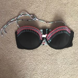 34C Victoria's Secret bikini top
