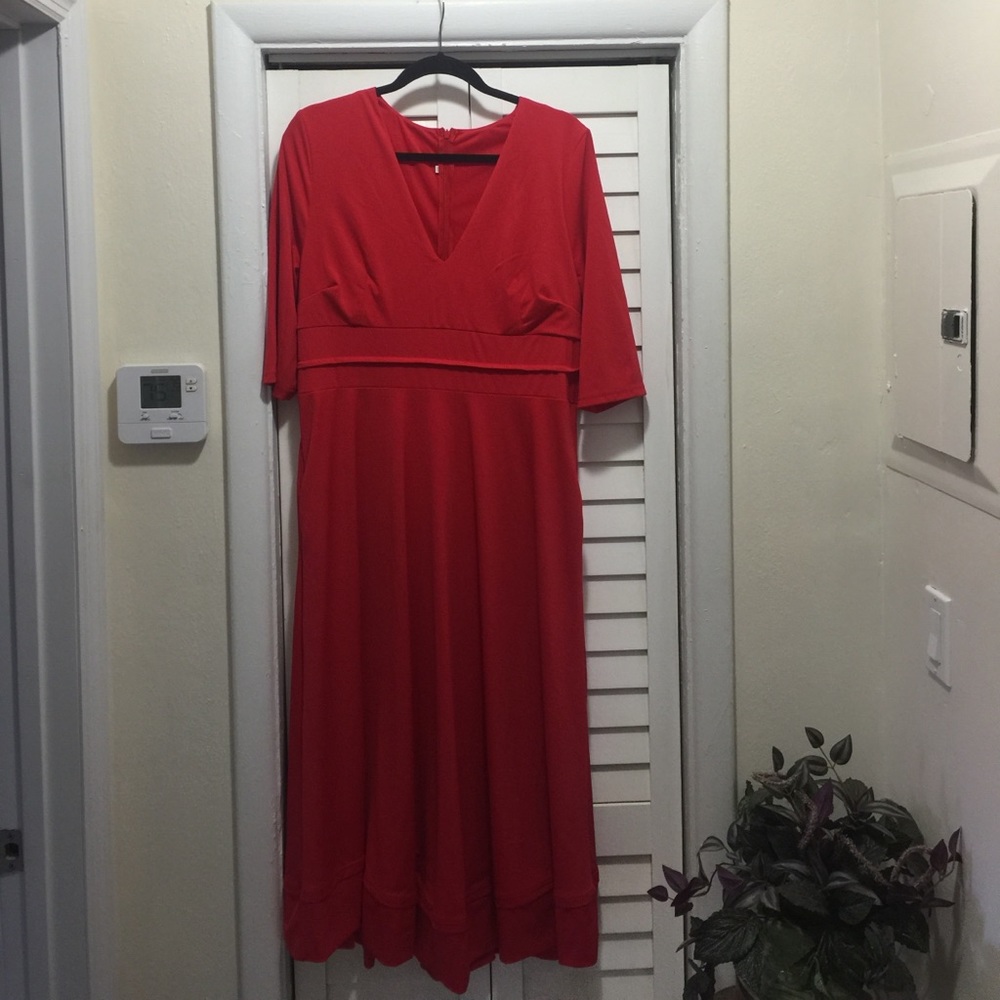 Beautiful red dress size 16
