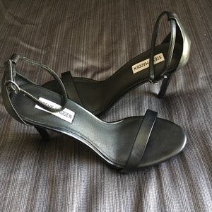 Steve Madden "Stecy" black, size 10. Ankle Strap.