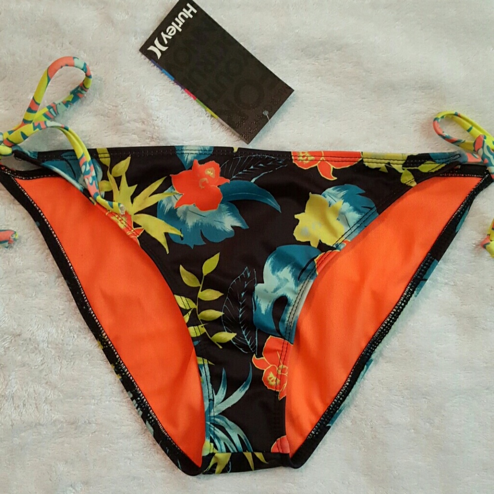 Hurley swim bottom Size L