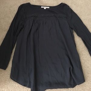 Mid- length sleeve T-shirt