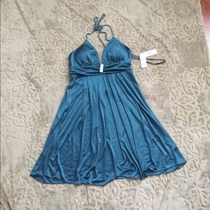 New With Tags, Beautiful Teal Backless Party Dress