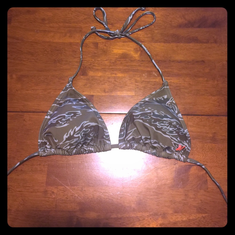 Hurley bikini top.