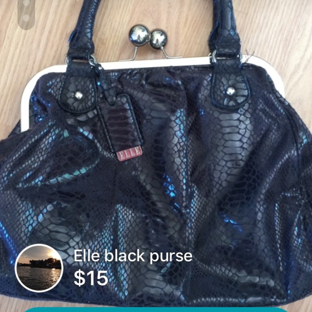 Black "Elle " purse