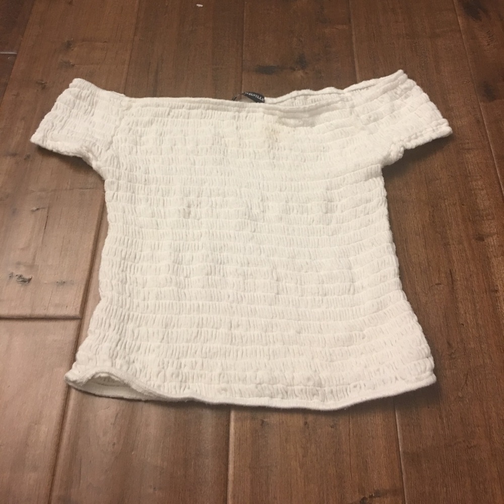 Brandy Melville off the shoulder shirt