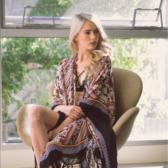 K I M O N O - Picture 4 of 8