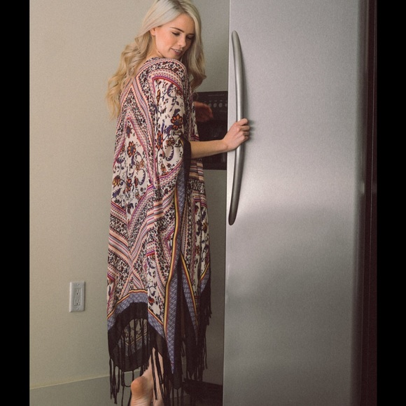 K I M O N O - Picture 5 of 8