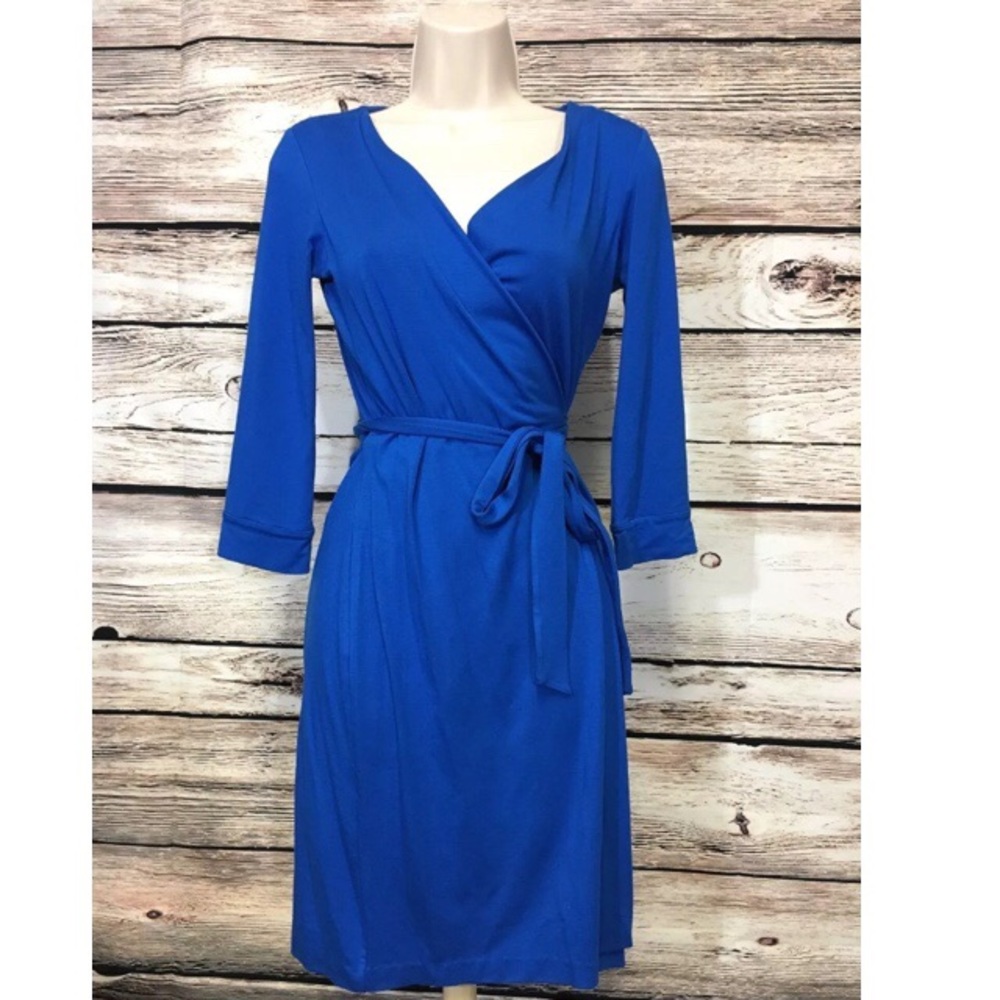DVF Diane Von Furstenberg Size 2 Blue Wrap Dress