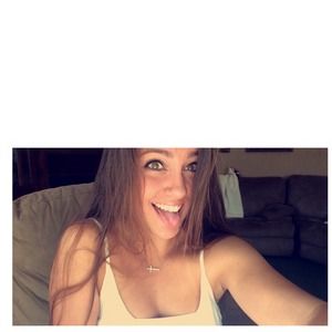 Meet your Posher, Chloe