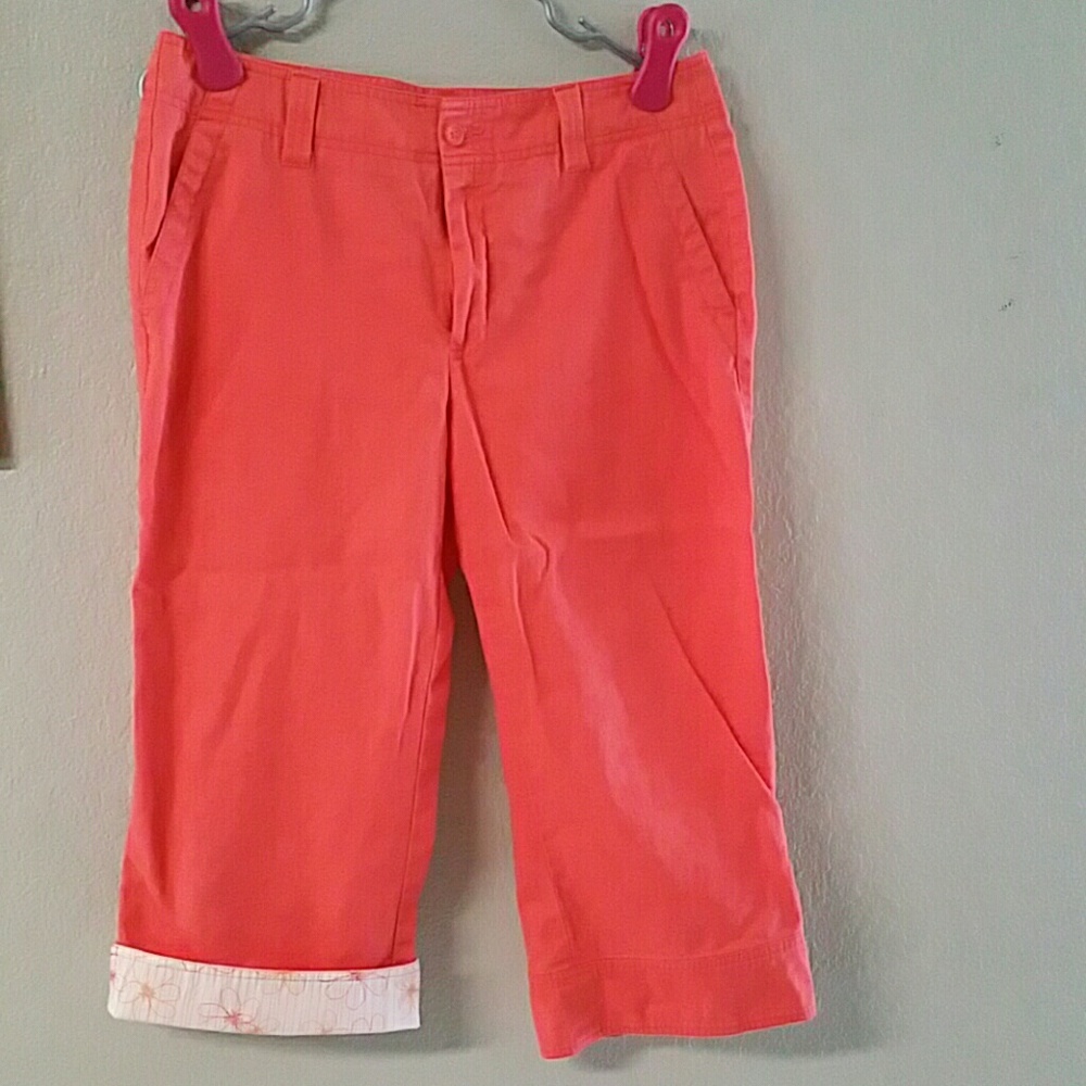 Coral Capris size 12