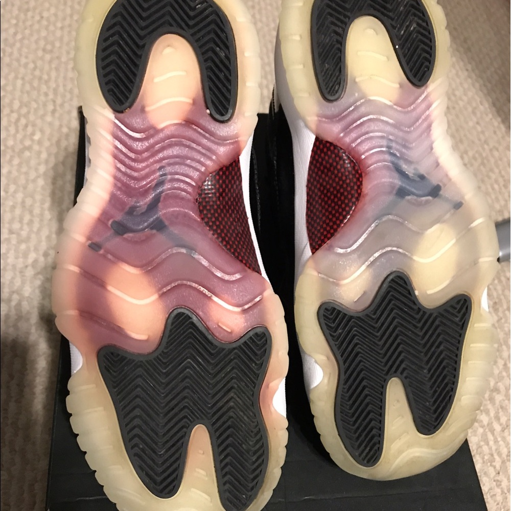 Air Jordan 11 72-10s - Picture 3 of 3