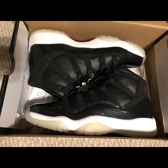 Shoes - Air Jordan 11 72-10s