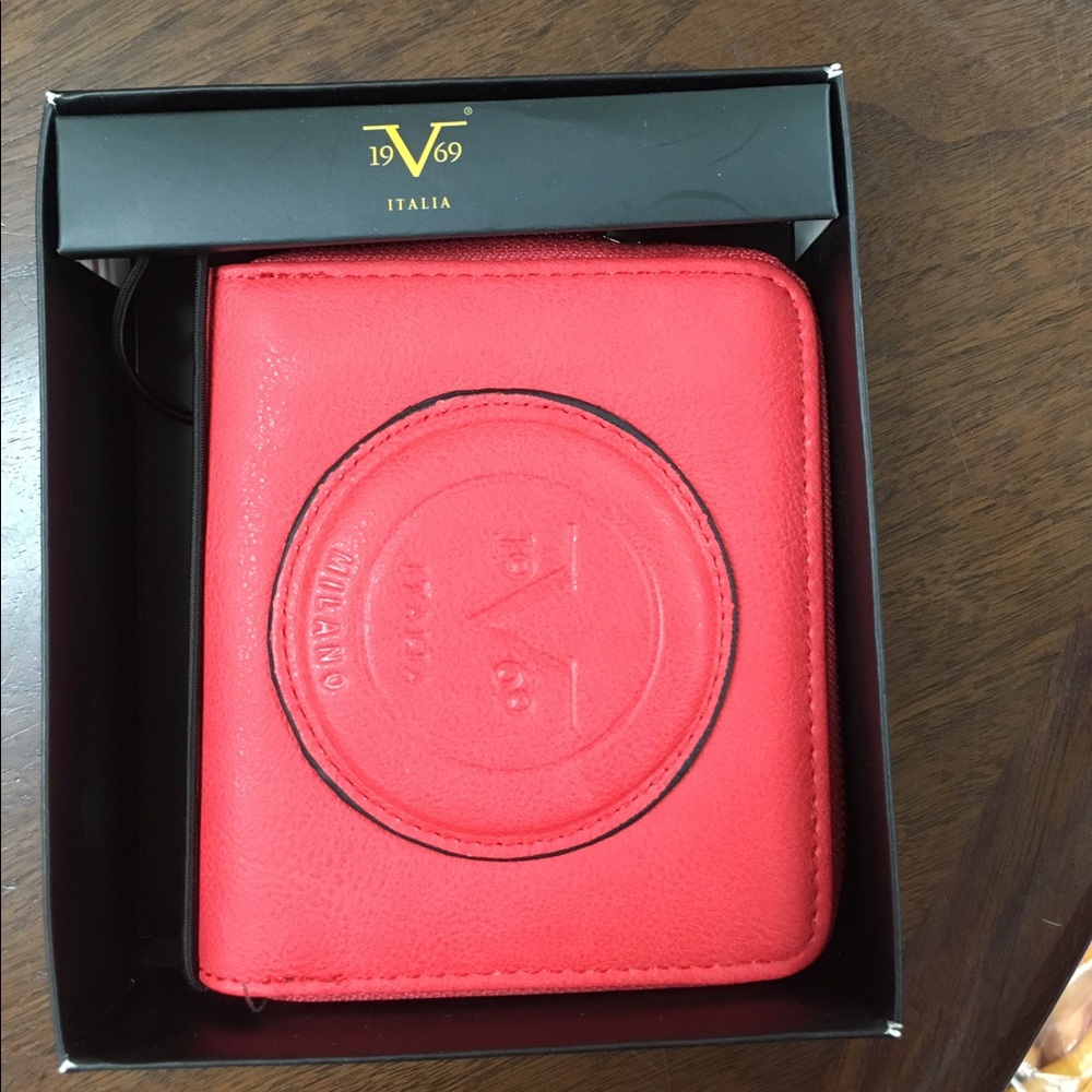 New V 1969 Italia Wallet