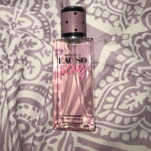 Victoria's Secret Eau So Sexy Body Spray