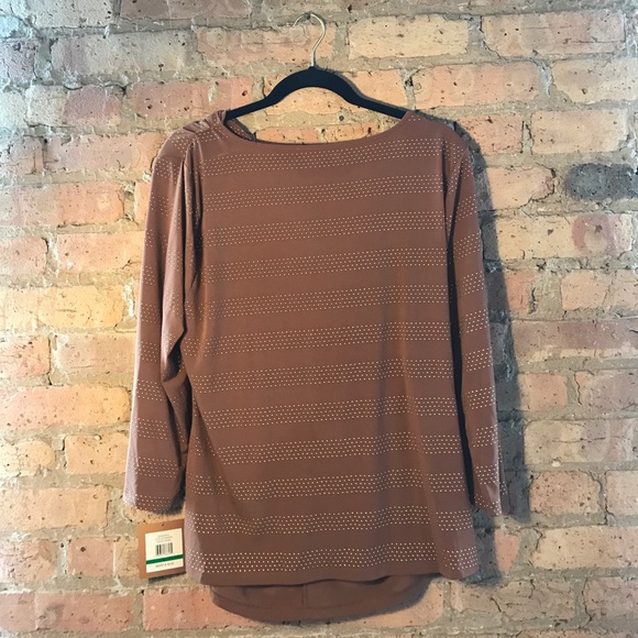 Ellen Tracy Brown Scoop Neck Top with Gold Detail - Picture 4 of 4