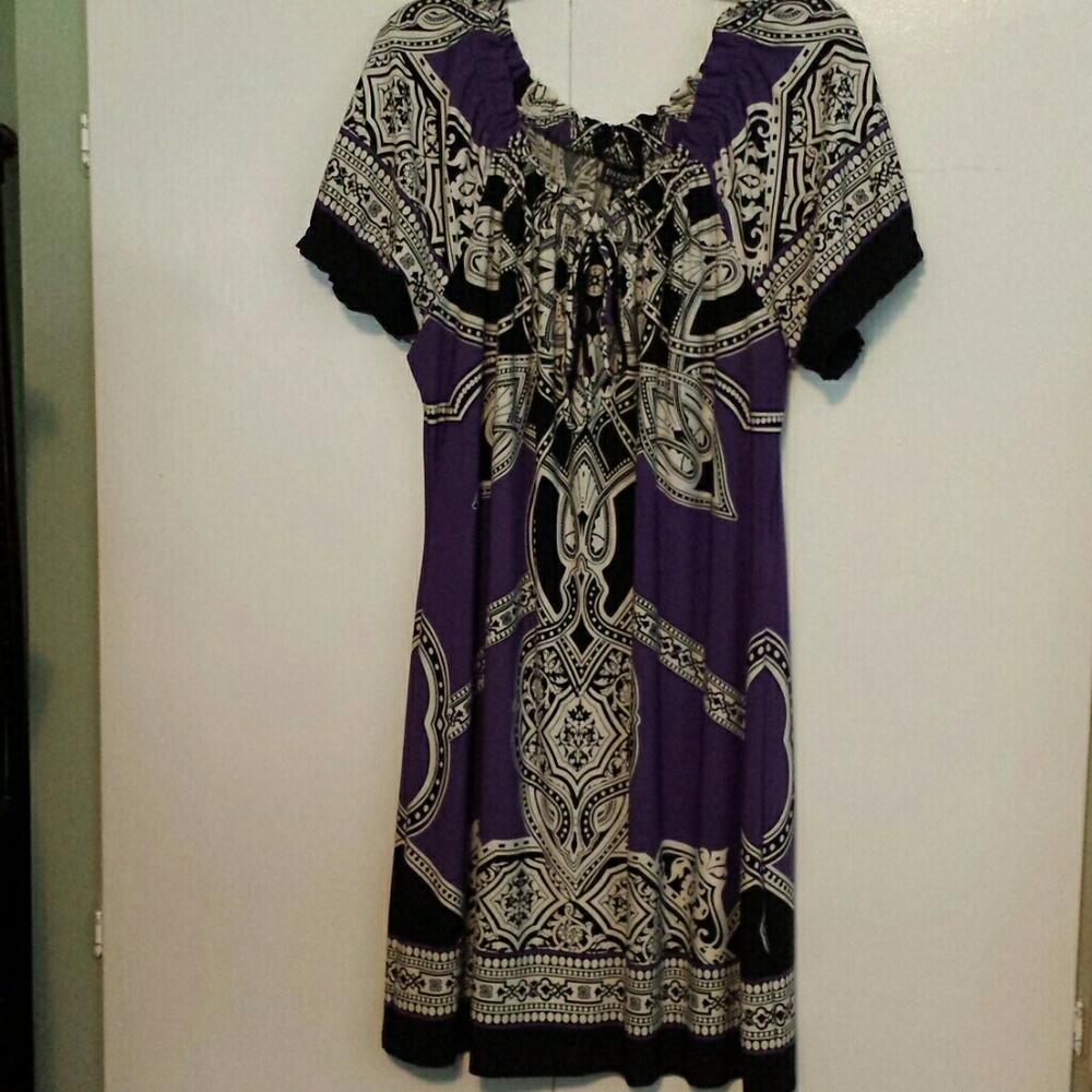 Beautiful stretchy dress purple size 16