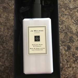 Jo Malone English Pear &Freesia Body &Hand Lotion