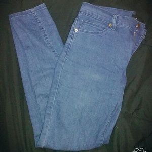 Forever 21 skinny jeans