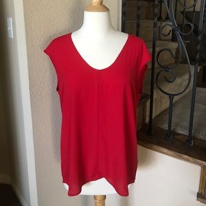 Short sleeve red top