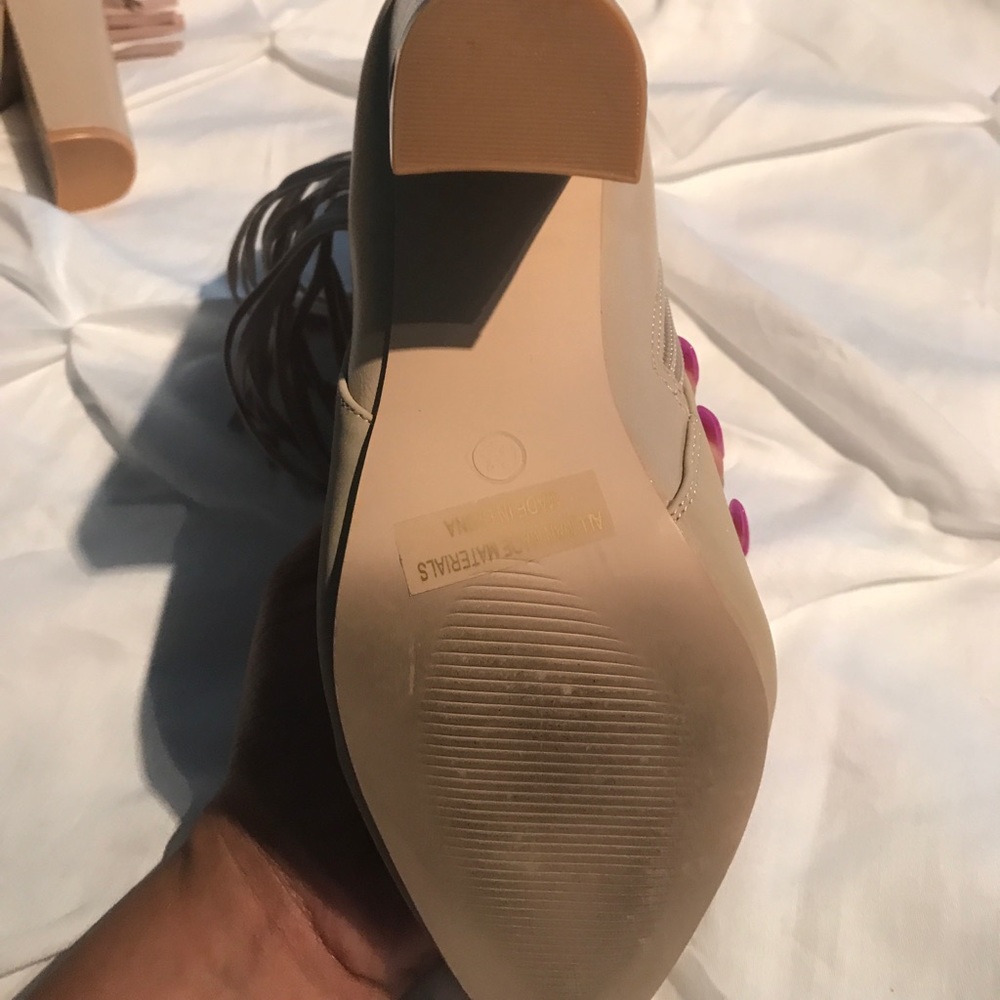 Booties - Picture 3 of 4