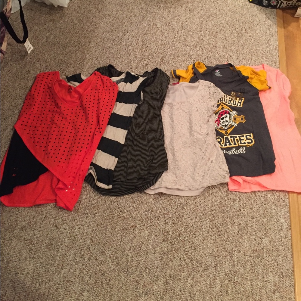 Short sleeve shirt lot