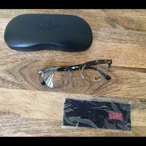 Ray bans NWOT turquoise eyeglasses with cloth/case