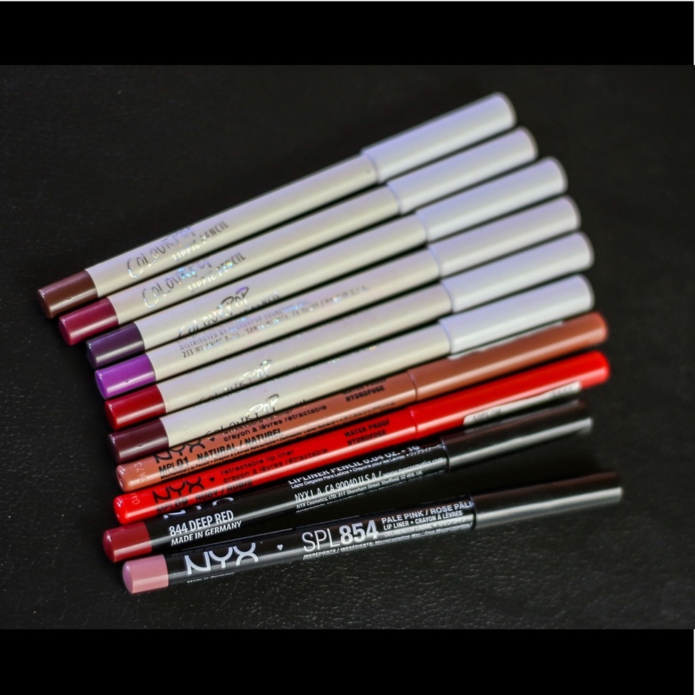 LIP LINER Bundle of 10!💕