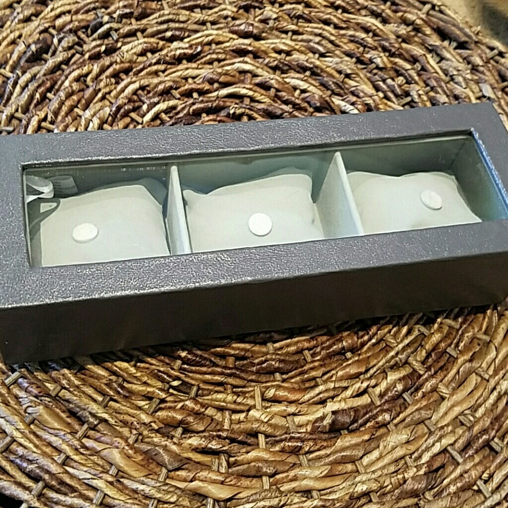 Watch box