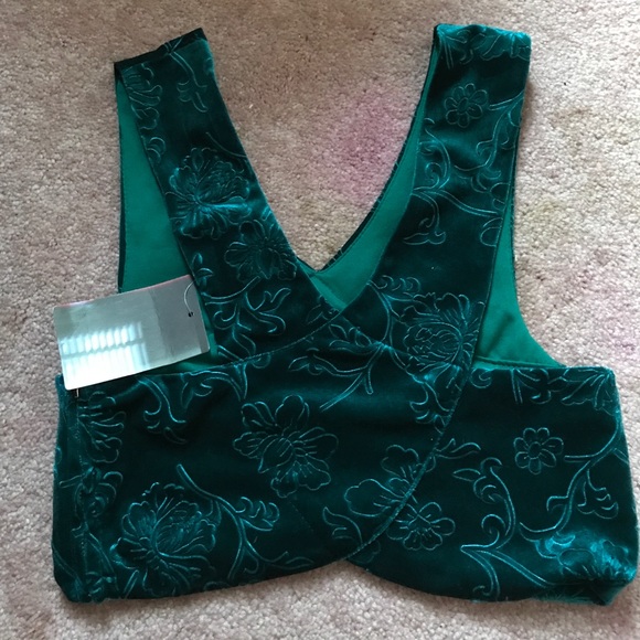 Green crop shirt - Picture 2 of 3