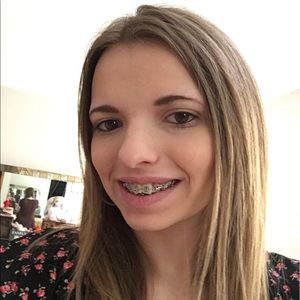 Meet your Posher, Deanna